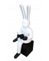 SCULPTURE LAPIN STUDIEUX BLANC/NOIR SOCADIS
